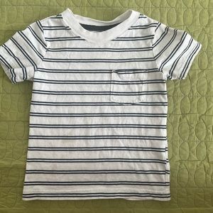 🤎Carter’s Black & White Striped Pullover Boys T-Shirt Size 3T